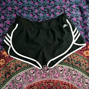 Black Adidas Shorts 🖤